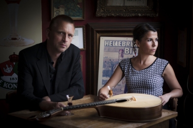 FADO, EEN KLEINE OASE VAN "STILTE" {alt_text}
